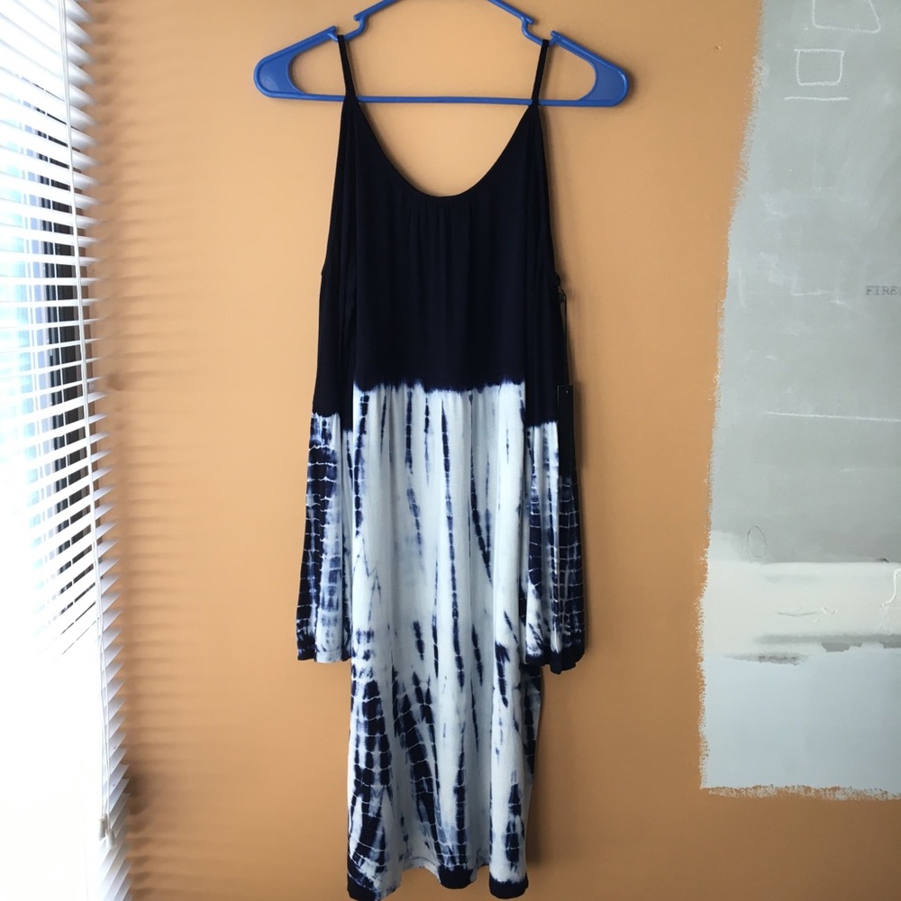 Felicity and Coco Cold Shoulder Dress XS